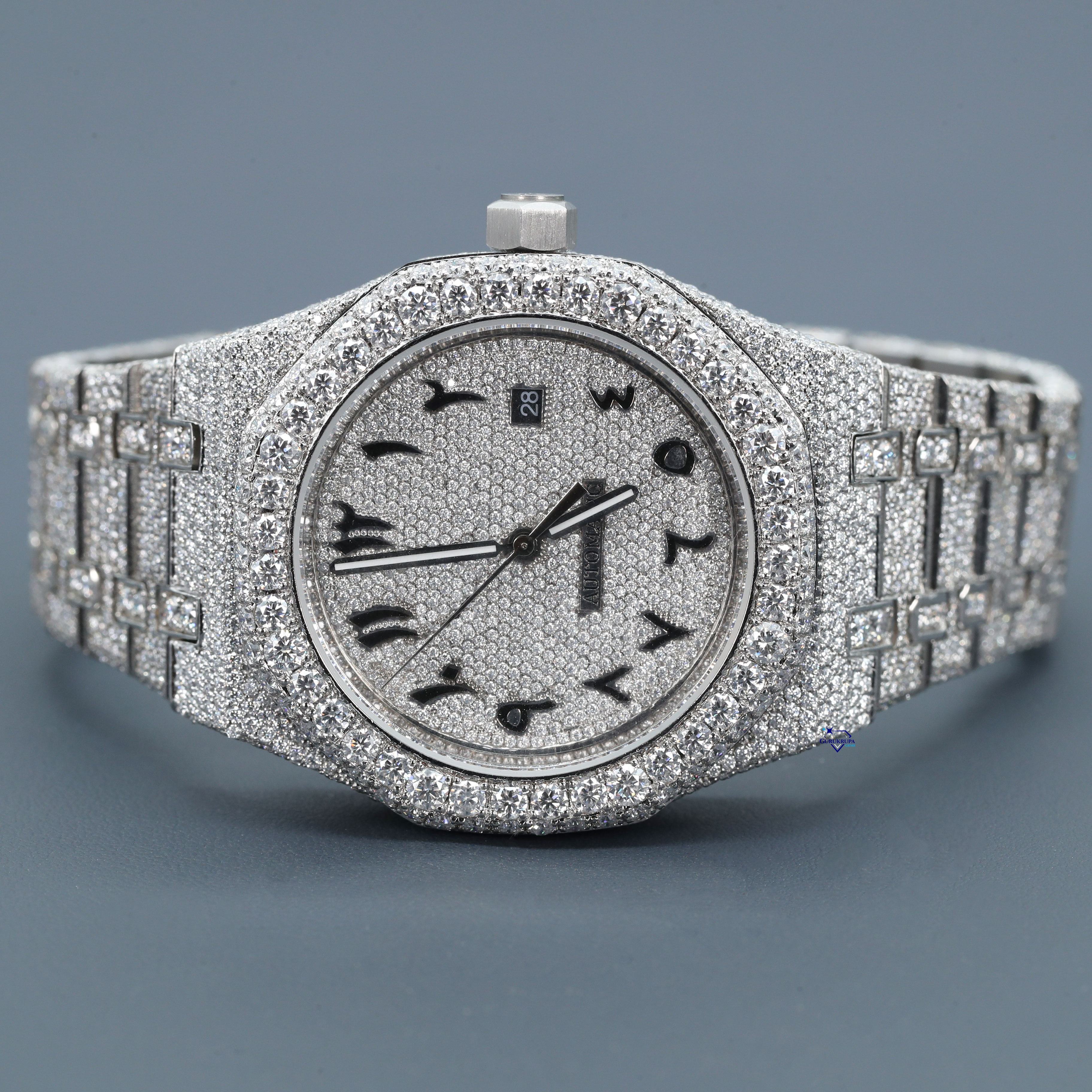 Dazzling mens jewelry with attractive stainless steel material with moissanite diamonds fully iced out watch designed for men