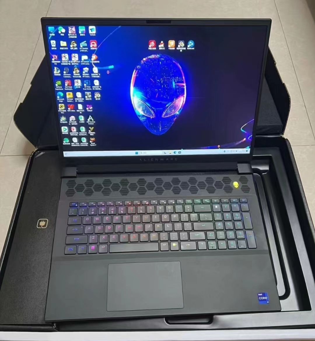 HIgh Quality Used Laptop RTX4060/4070/4080/4090 Gaming Laptop Core i9 13th Gen Laptop Computer for Alienware 18 R1 16gb 32gb ram