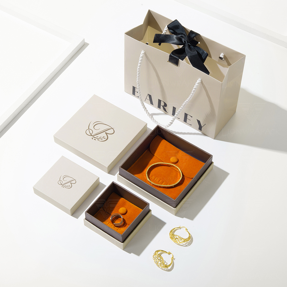 Barley Oem Hot Sell Custom Paper Ring Earrings Bracelet Pendant Necklace Packaging Jewelry Packaging Box Strap Logo 
