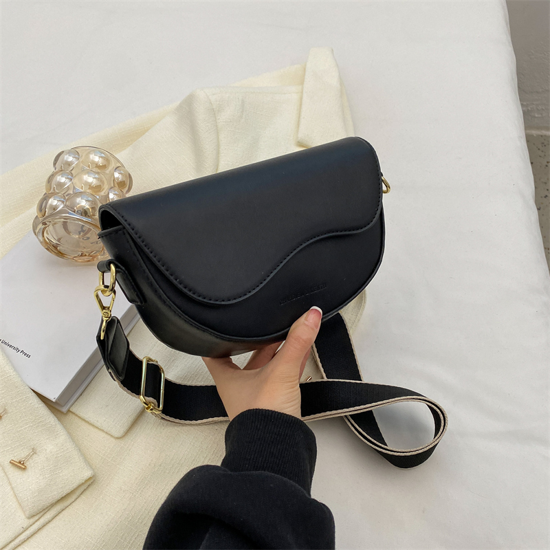 Fashion Lady Small Shoulder Bag Retro Style Women's Handbag Manufacturer Purse Women Hand Bags 